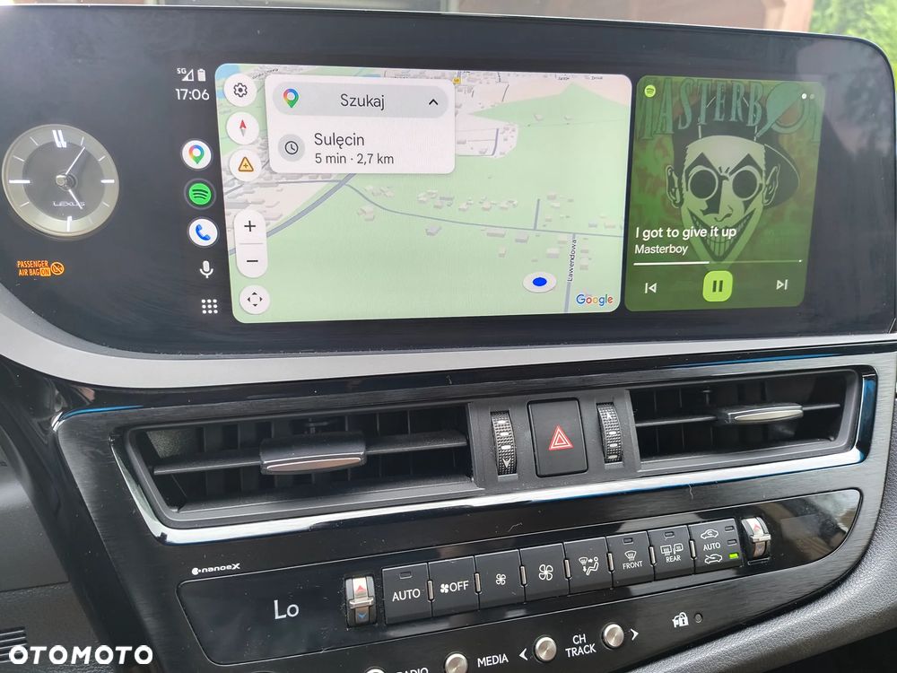 Lexus ES 300h Business Edition + - 21