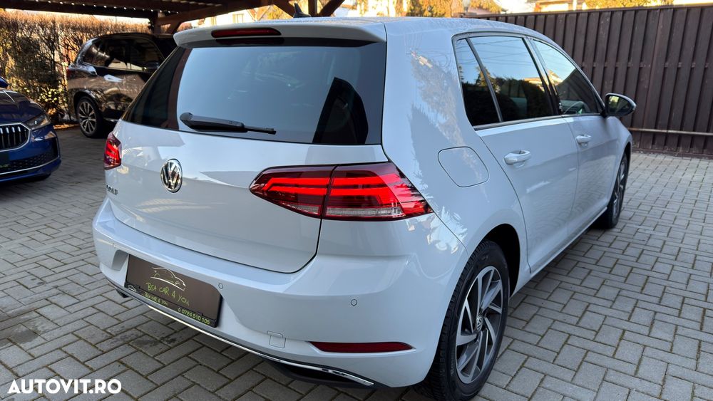 Volkswagen Golf 1.0 TSI Sound - 27