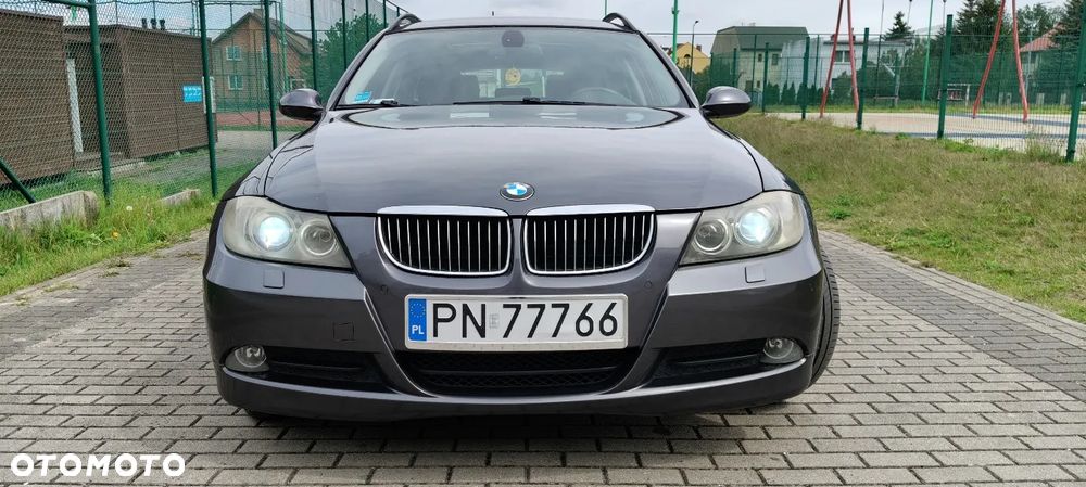 BMW Seria 3 318d - 8