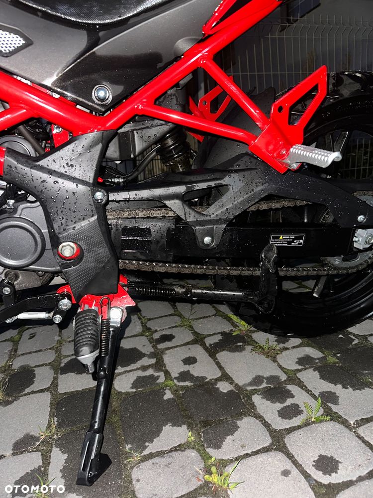 Benelli BN 125 - 11