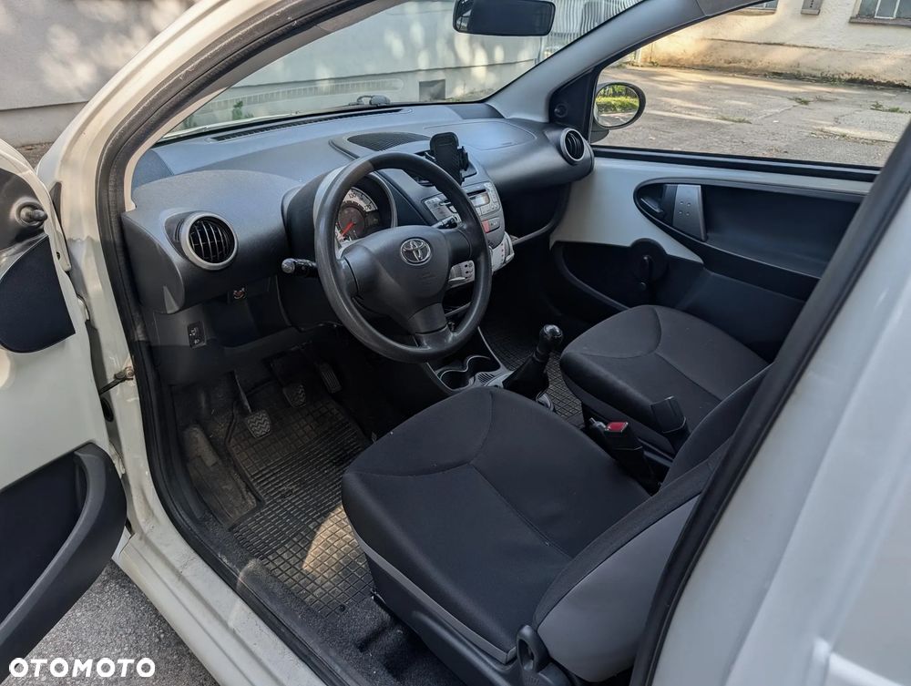Toyota Aygo - 19