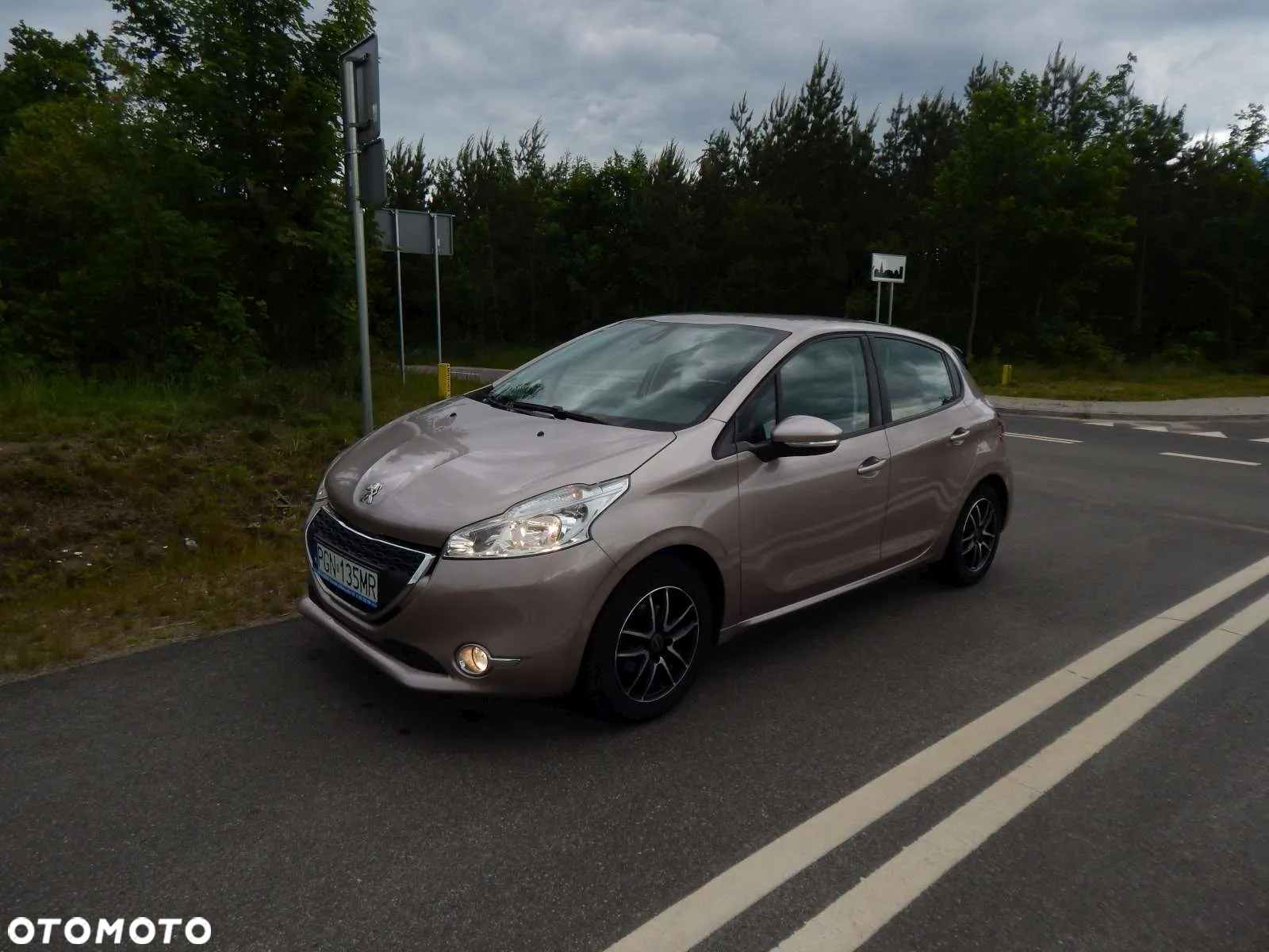 Peugeot 208 1.2 VTi Business Line - 12