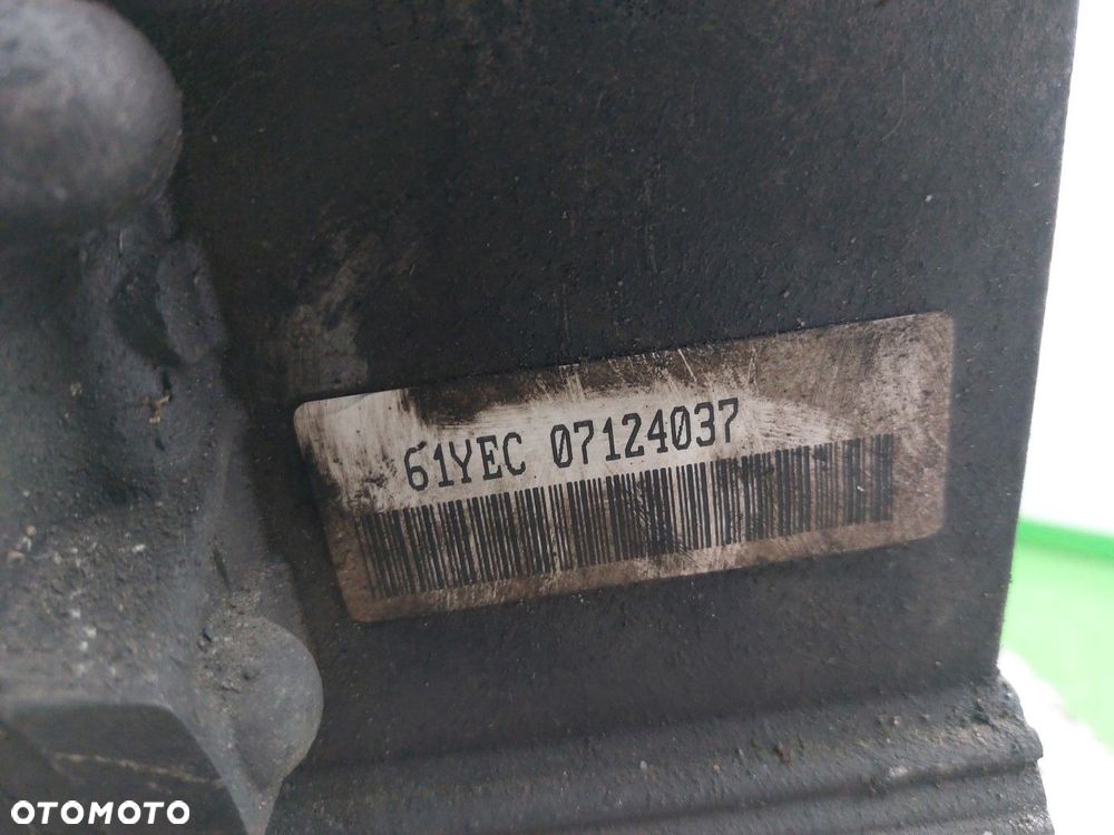 Skrzynia biegów Manualna Chevrolet HHR 2005-2011 2,4 B 61YEC 07124037 - 2