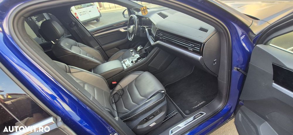 Volkswagen Touareg - 7