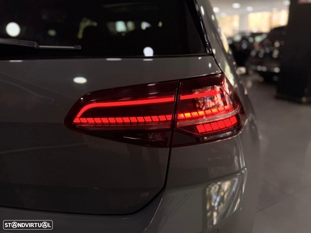 VW Golf GTI TCR 2.0 TSI OPF DSG - 17