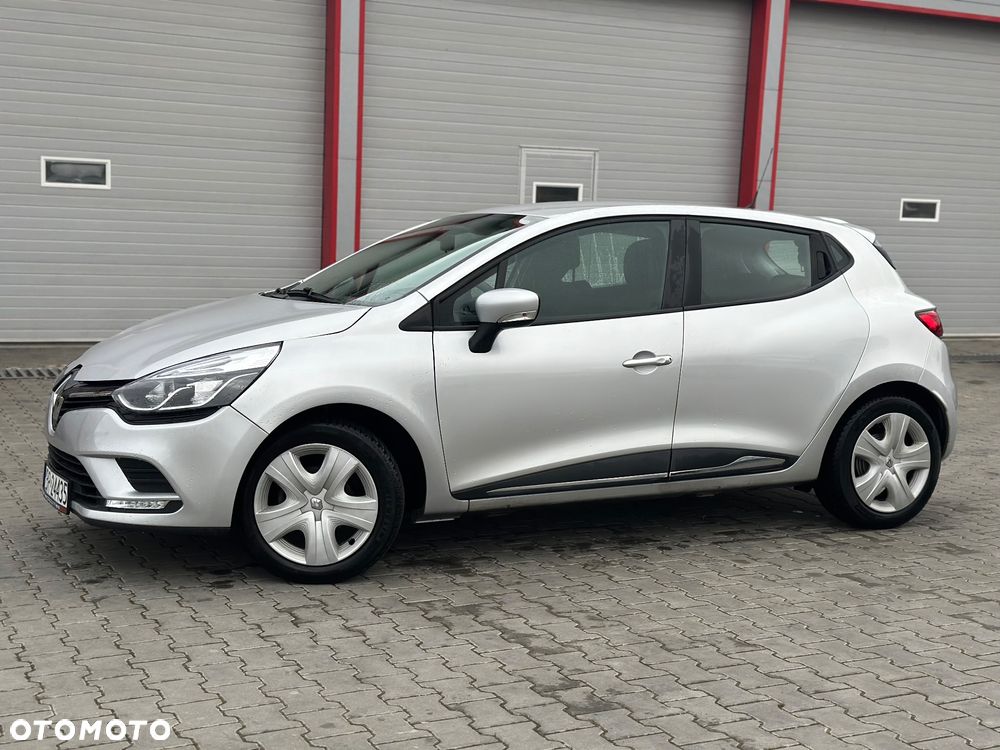 Renault Clio - 2
