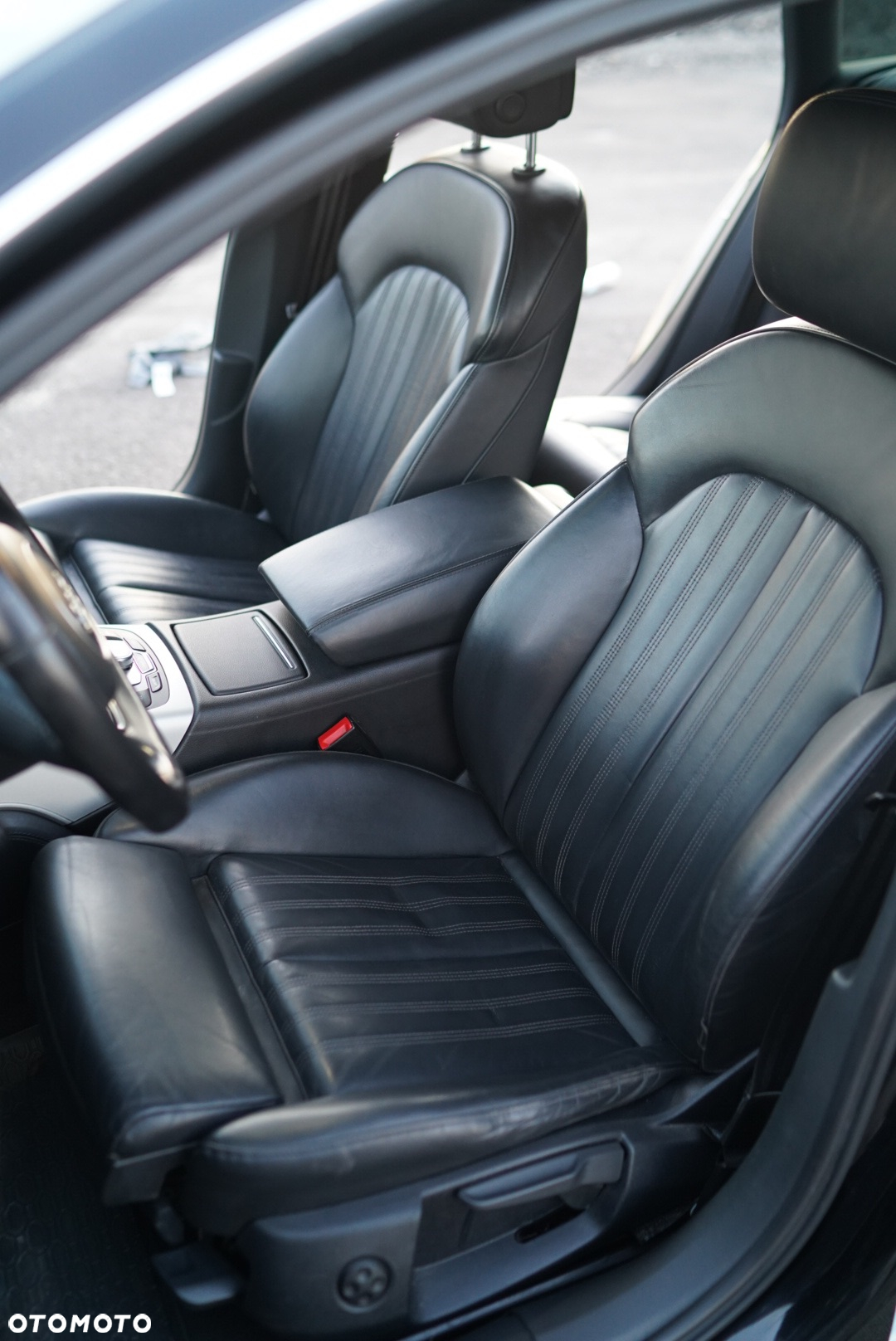 Audi A6 Avant 3.0 TDI quattro S tronic - 13