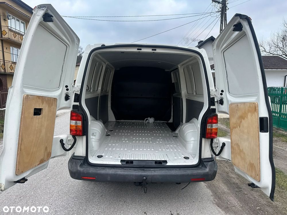 Volkswagen Transporter - 7