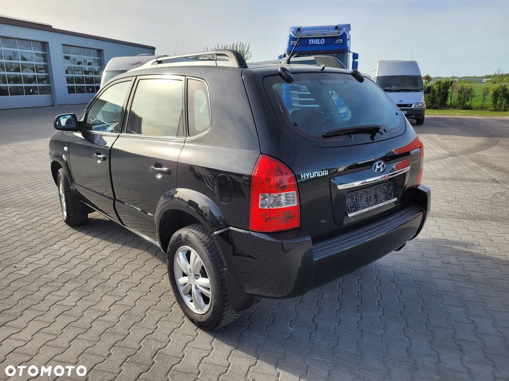 Hyundai Tucson 2.0 2WD GLS - 4