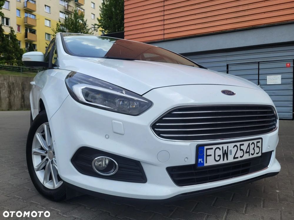 Ford S-Max 2.0 EcoBlue Titanium - 2