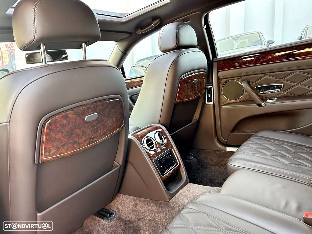 Bentley Continental Flying Spur - 27