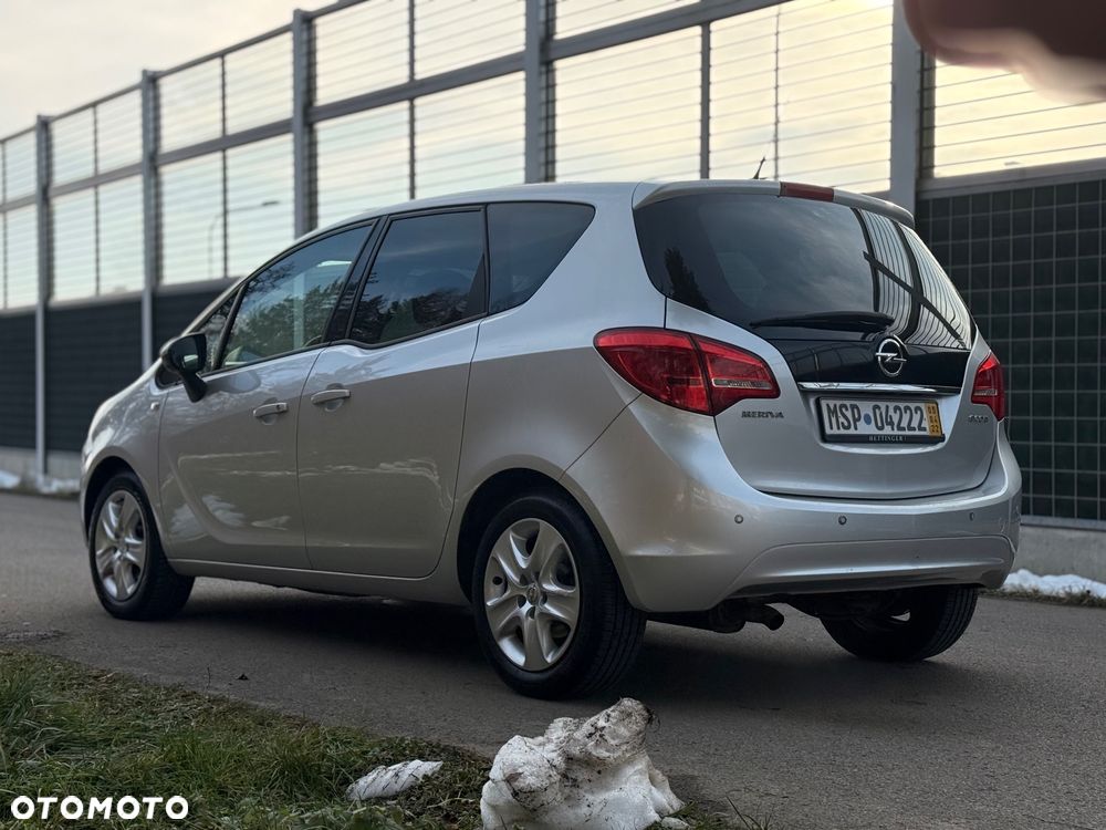 Opel Meriva - 9