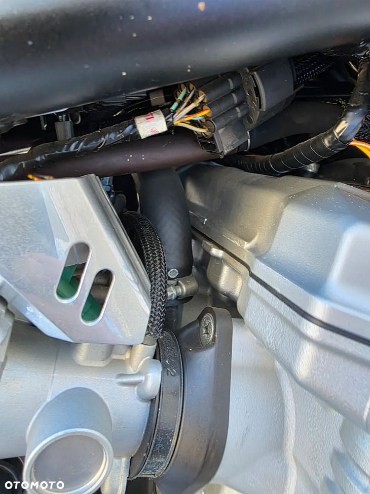 Suzuki GS - 20