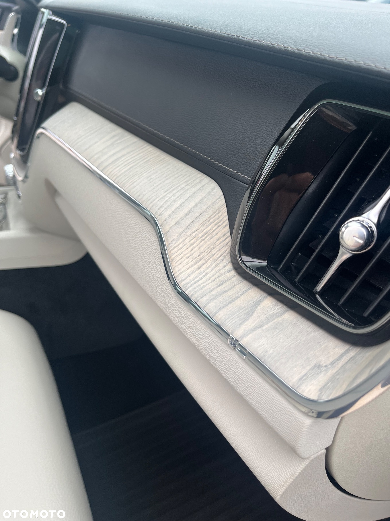 Volvo XC 60 T5 AWD Inscription - 3