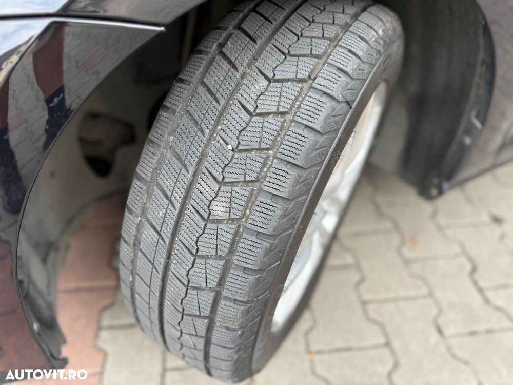 Volkswagen Golf 2.0 TDI 4Motion BMT Comfortline - 20