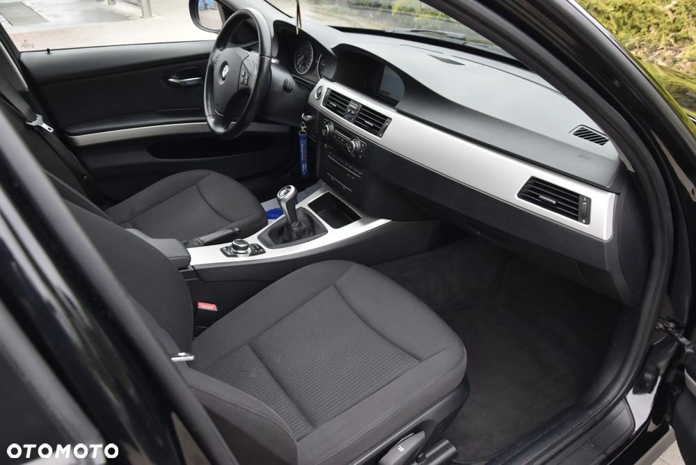 BMW Seria 3 - 21