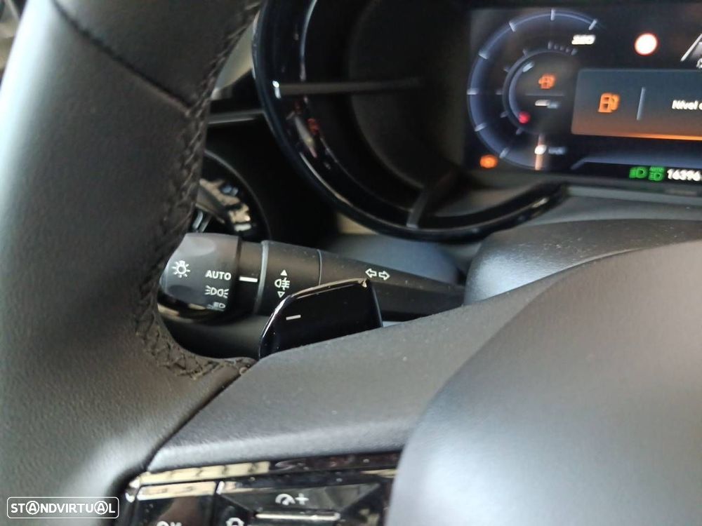 Alfa Romeo Junior 1.2 eDCT6 - 14
