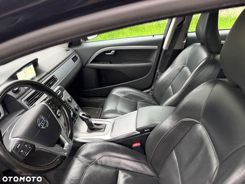 Volvo V70 D3 Geartronic Kinetic - 19