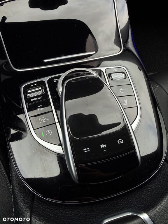 Mercedes-Benz Klasa E 220 d 4-Matic Avantgarde - 27