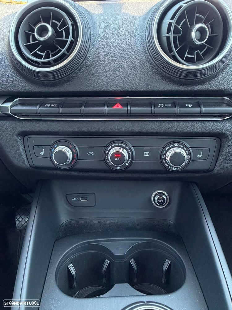 Audi A3 Sportback 1.6 TDI Advance Ultra - 7
