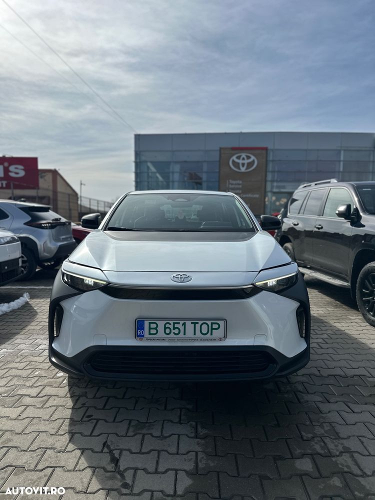 Toyota BZ4X 160 KW AWD (4x4) Dynamic - 1