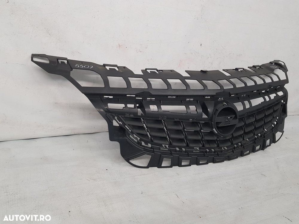 Grila radiator Opel Astra J dupa 2009 - 3