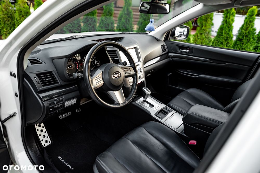 Subaru Legacy 2.5i Lineartronic Sport - 17