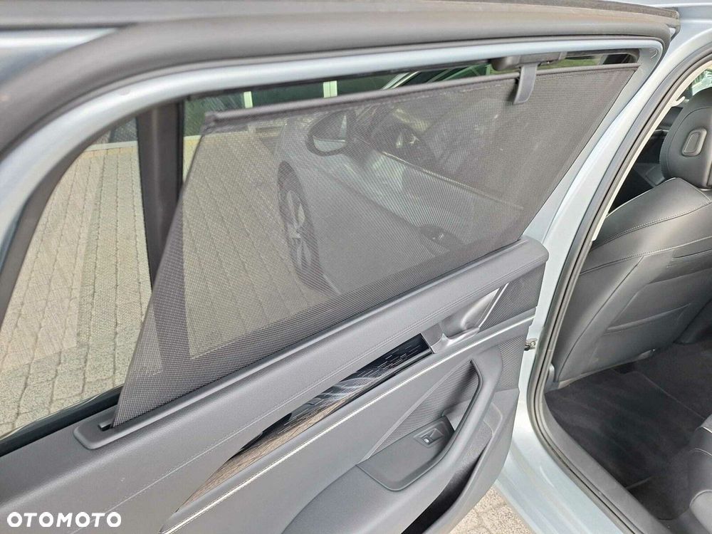 Volkswagen Passat - 29