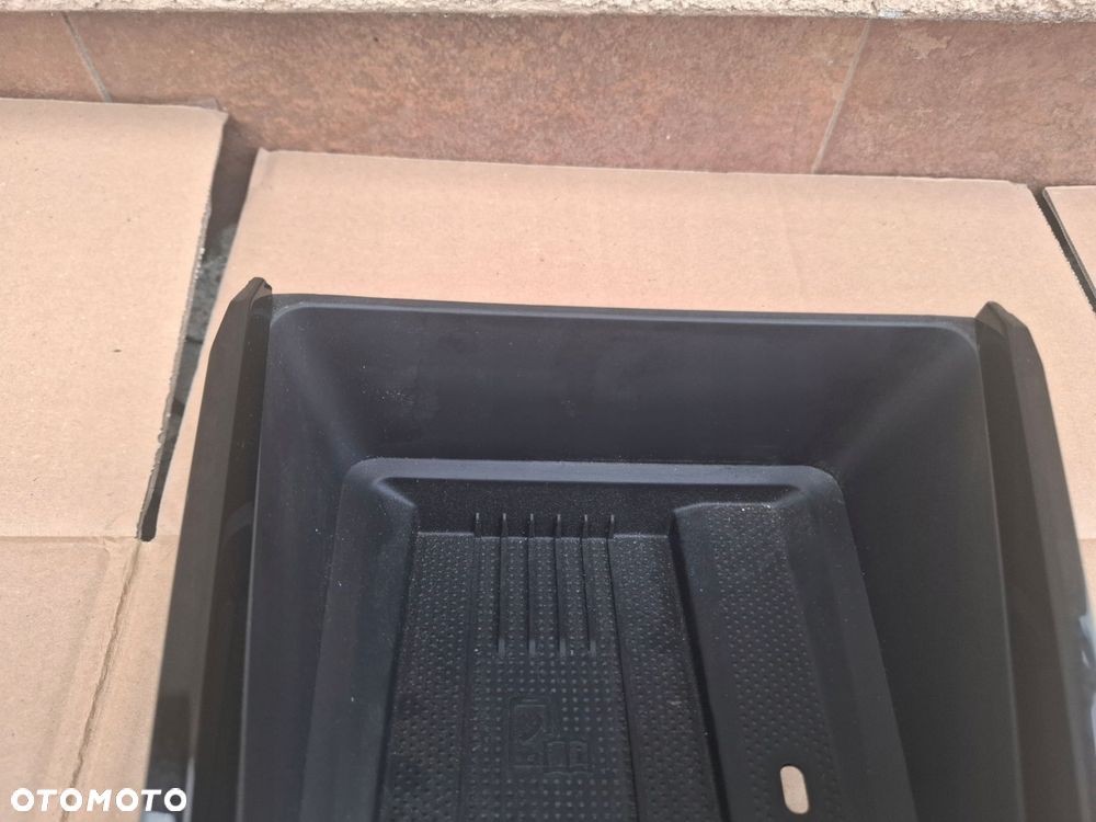 tunel panel przełącznik biegów skoda octavia iv 5e4 - 5
