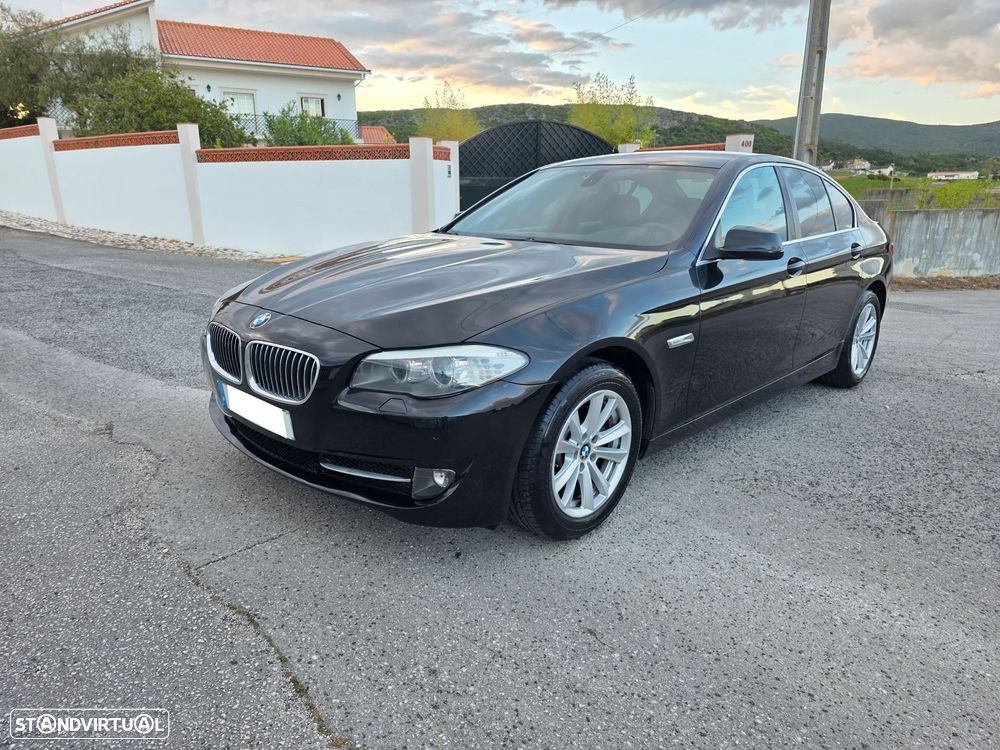 BMW 520 d Line Luxury - 1