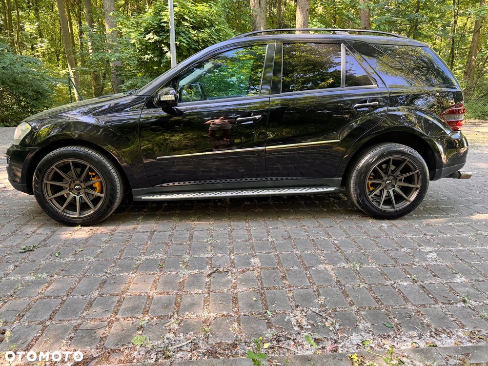 Mercedes-Benz ML - 4