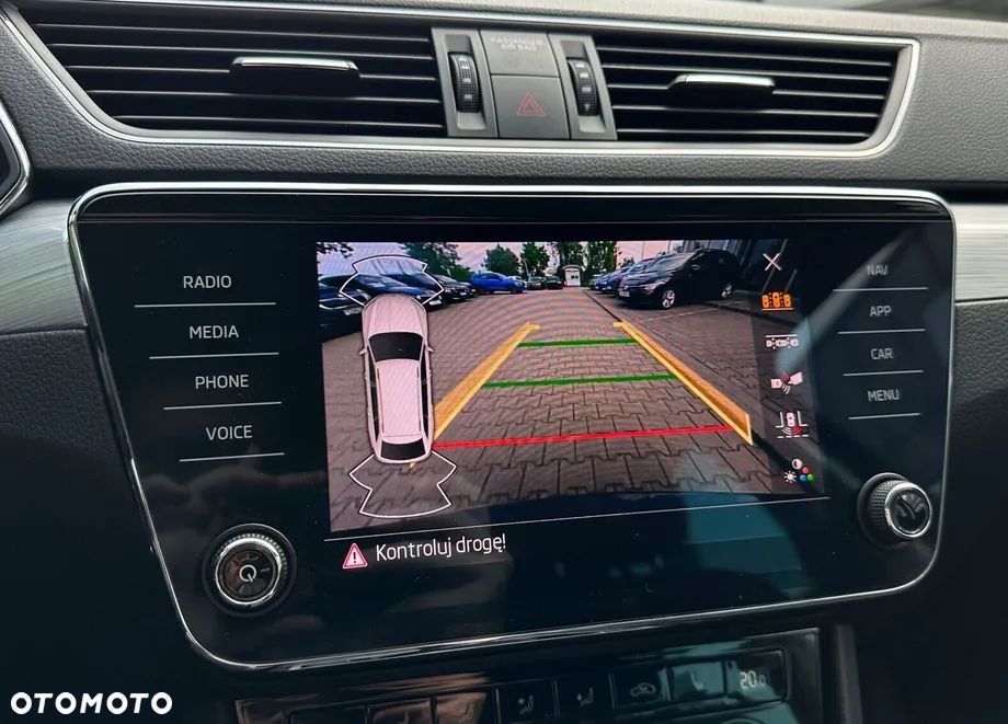 Skoda Superb 1.5 TSI DSG Ambition - 13