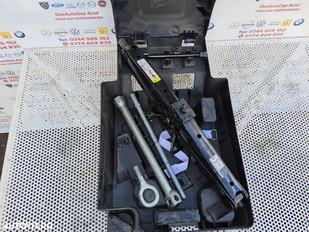 Set cric cheie Fiat Ducato Peugeot Boxer Citroen Jumper cric cheie cârlig tractare - 2