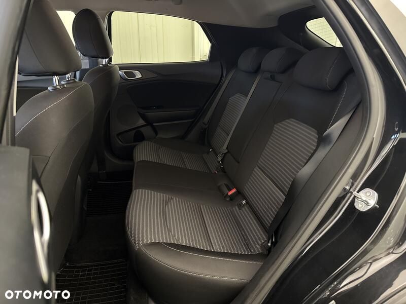 Kia XCeed 1.5 T-GDI M DCT - 19