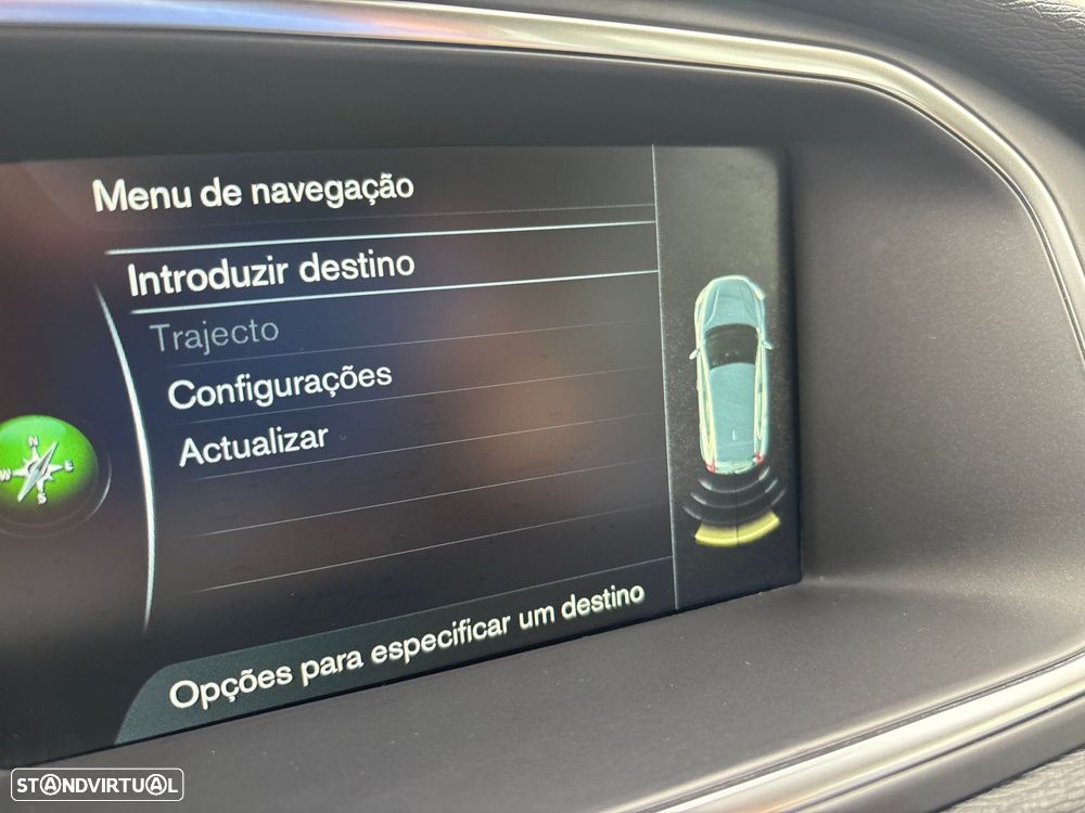 Volvo V40 2.0 D2 Momentum Eco - 33