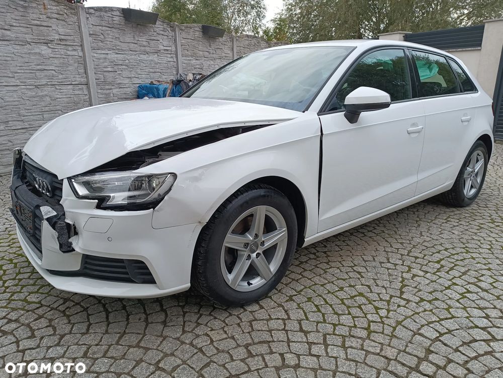 Audi A3 Sportback 2.0 TDI - 3