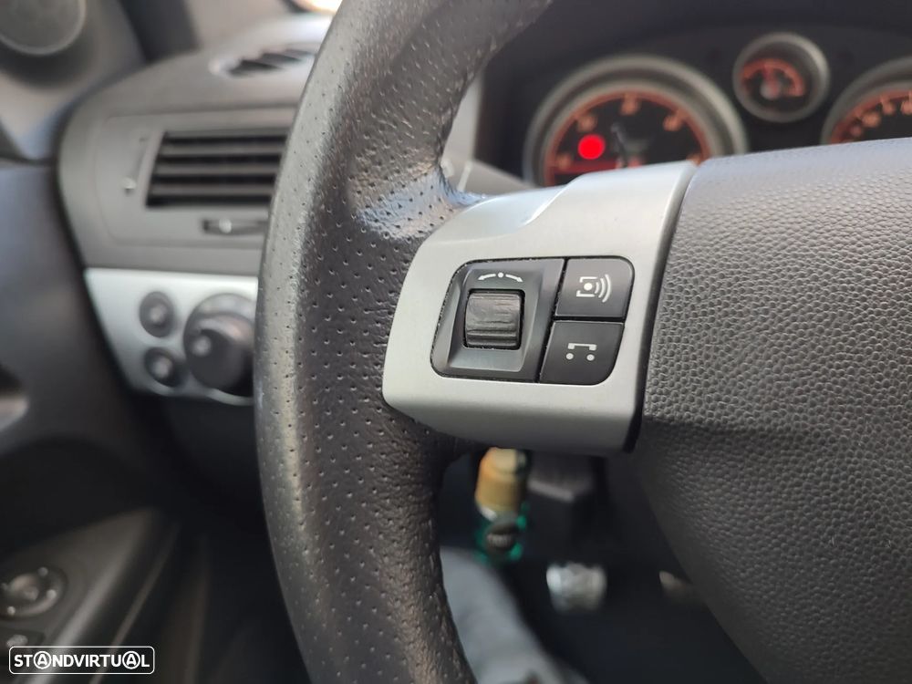 Opel Astra GTC 1.7 CDTI - 20