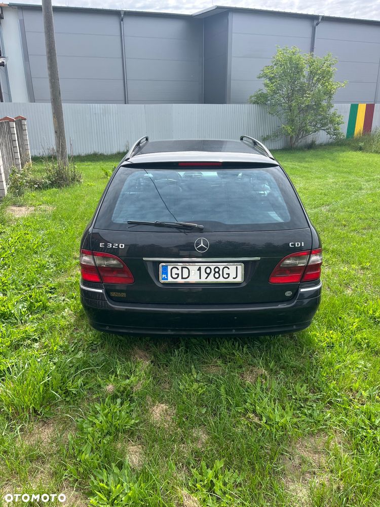 Mercedes-Benz Klasa E 320 CDI T Avantgarde - 4