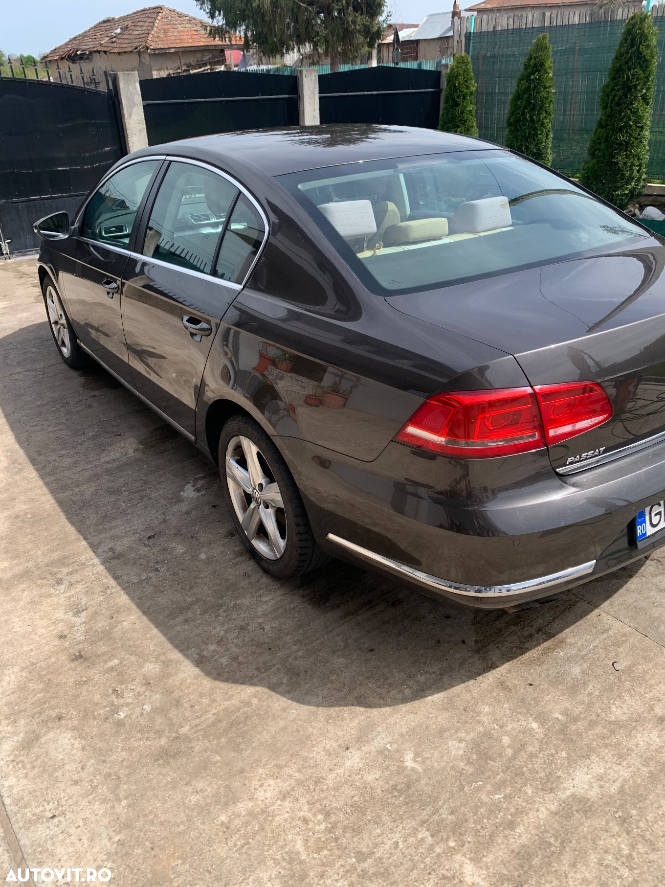 Volkswagen Passat Variant 2.0 TDI DSG BlueMotion Technology Highline - 9