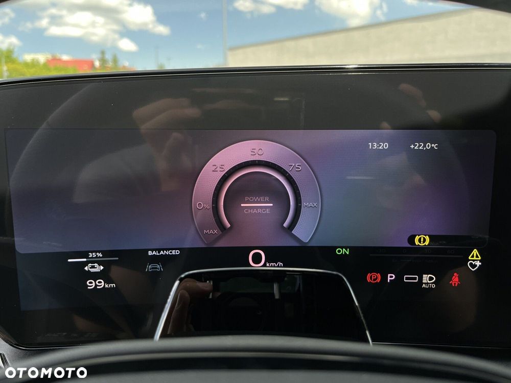 Audi Q6 e-tron - 32