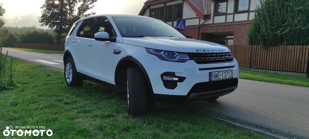Land Rover Discovery Sport 2.0 TD4 HSE Luxury - 17