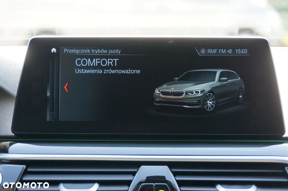 BMW Seria 5 520d xDrive Touring Sport Line - 19