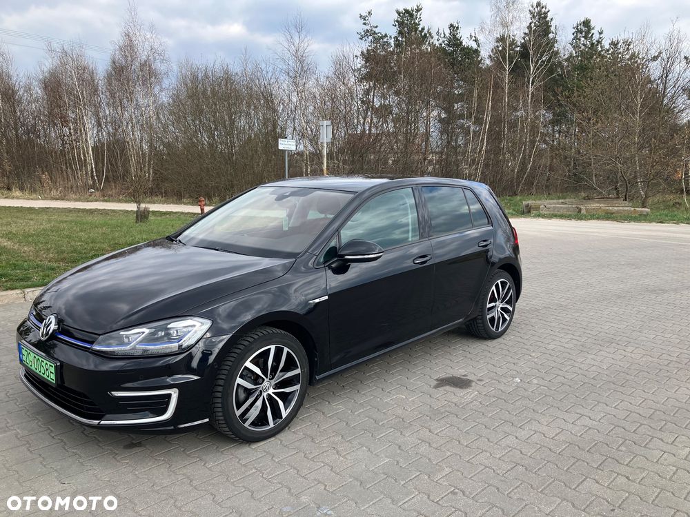 Volkswagen Golf - 4
