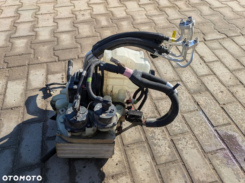 POMPA SUPERMAINFOLD CIEPŁA KLIMATYZACJI TESLA - 3