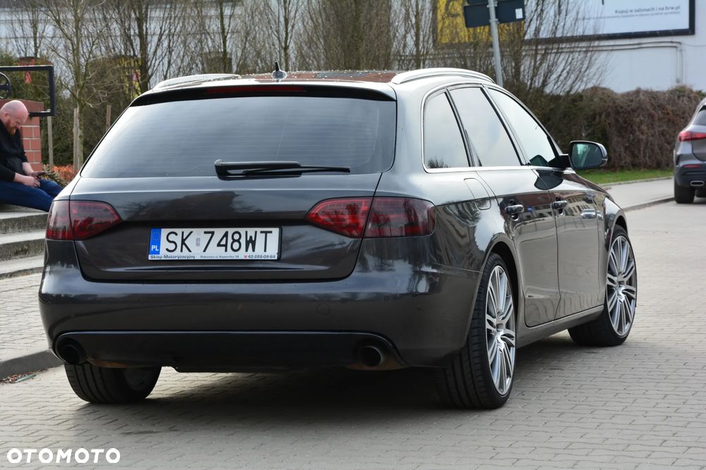 Audi A4 Avant 2.0 TFSI Attraction - 12