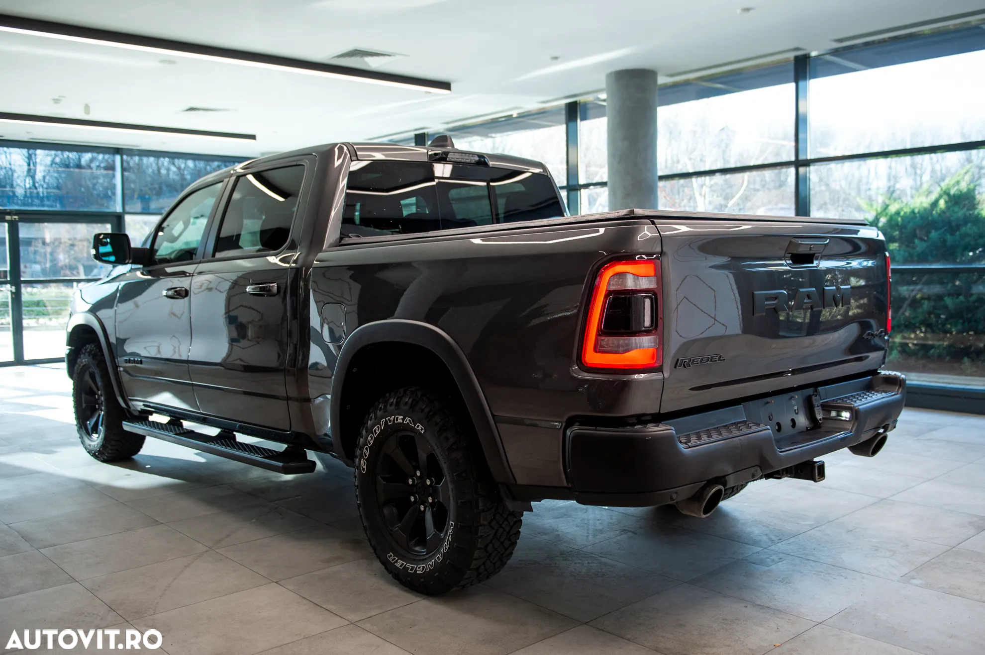 Dodge RAM - 4