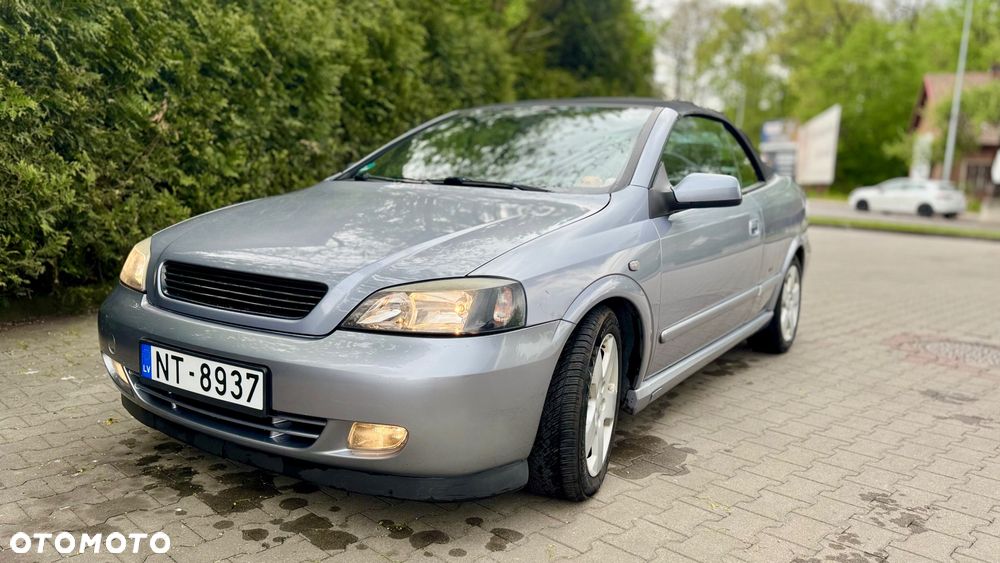 Opel Astra 1.8 Bertone - 2