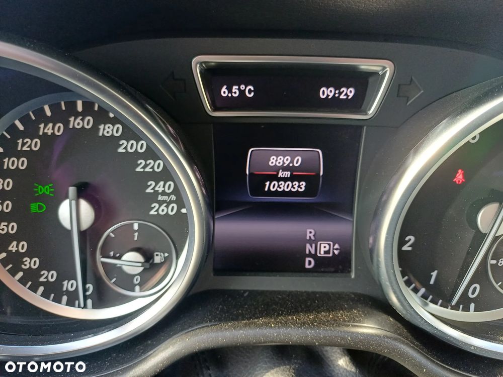 Mercedes-Benz GL 500 4Matic (BlueEFFICIENCY) 7G-TRONIC - 10