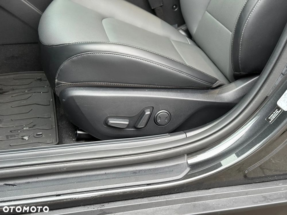 Kia K4 - 5