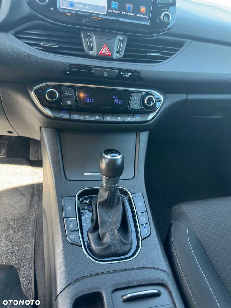 Hyundai i30 i30cw 1.6 CRDi Automatik Trend - 14